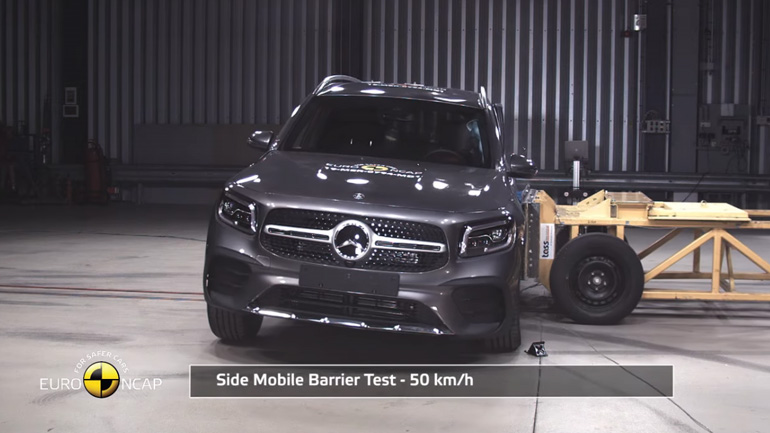 Πεντάστερη η Mercedes GLB